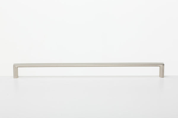 The Linear Cabinet Handle – Smooth Nickel