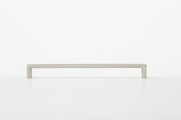 The Linear Cabinet Handle – Smooth Nickel