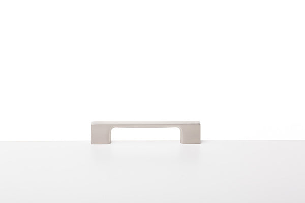 The Edge Cabinet Handle – Smooth Nickel