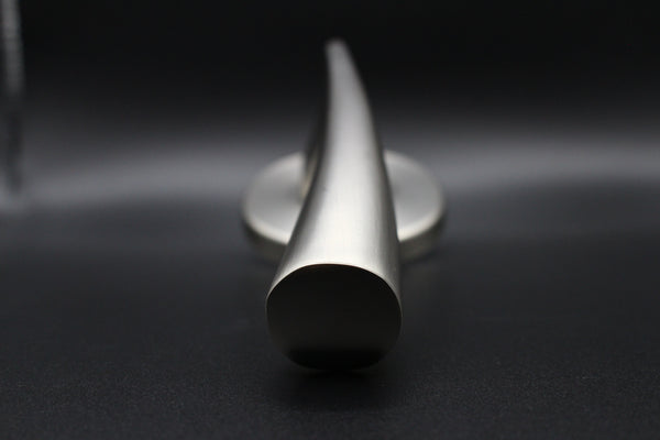 The Curve Lever Handle – Smooth Nickel