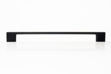 The Edge Appliance Pull Smooth Black