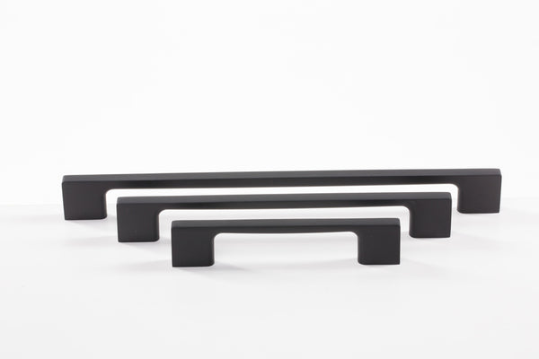 The Edge Cabinet Handle – Smooth Black