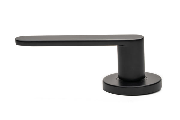 The Long Lever Handle – Smooth Black