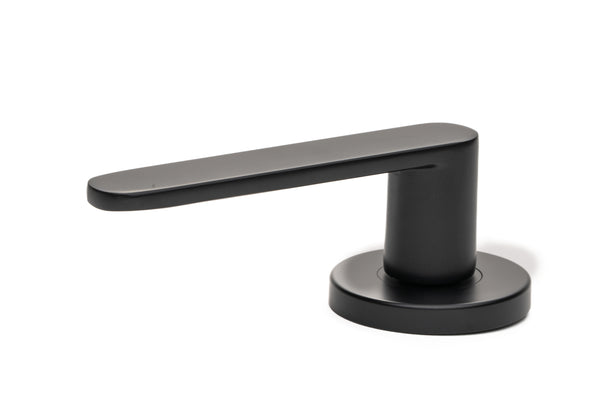 The Long Lever Handle – Smooth Black