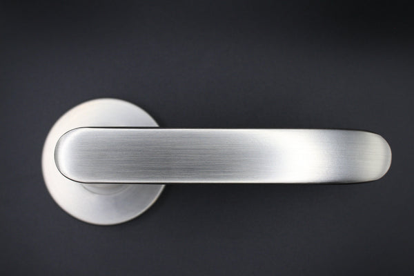 The Long Lever Handle – Smooth Nickel